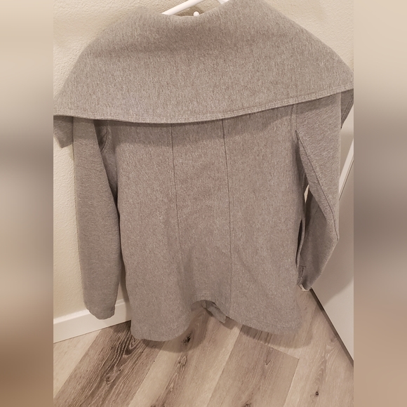 Lululemon High Neck Collared Coat Jacket size 8 - Picture 4 of 4